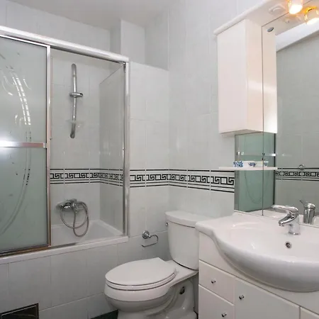 Apartment Lobora Promajna